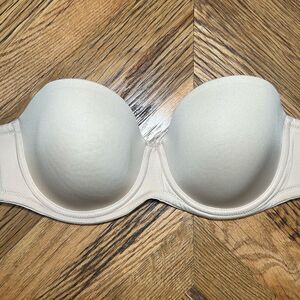 Wacoal Red Carpet Strapless Bra 854119 Nude Beige 36C Grippy Lining